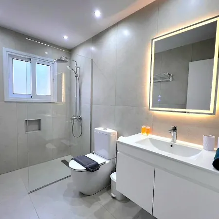 Hawaii Suntan 3 Bedroom Seaside Limassol
