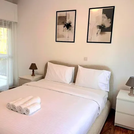 Hawaii Suntan 3 Bedroom Seaside Apartment Limassol